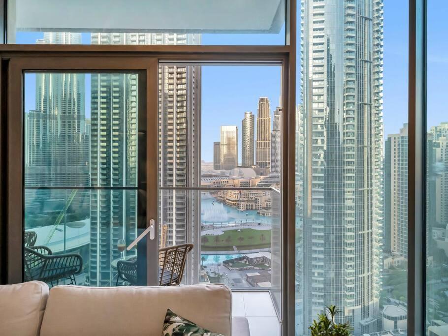 2br-fountain & Burj Khalifa View - Near Mall Апартаменти *