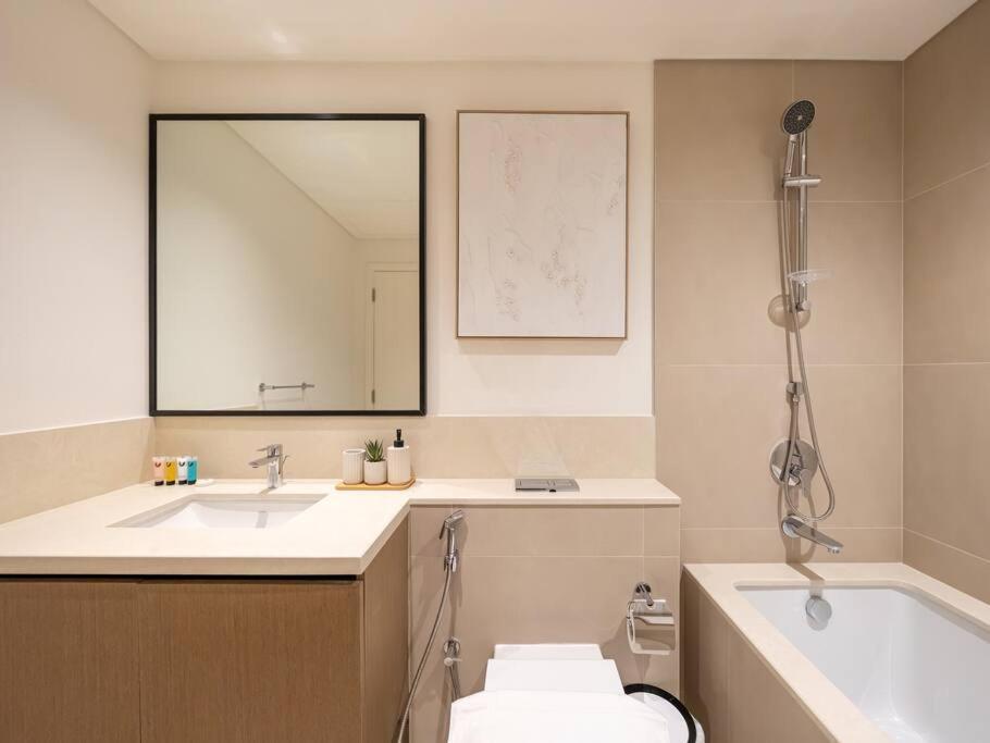 Апартаменти 2br-fountain & Burj Khalifa View - Near Mall Дубай