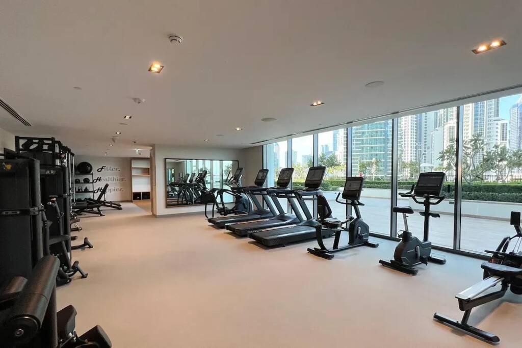 Апартаменти 2br-fountain & Burj Khalifa View - Near Mall Дубай