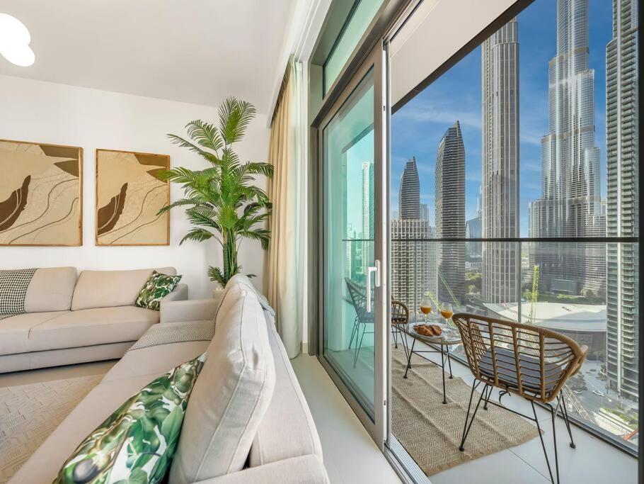 2br-fountain & Burj Khalifa View - Near Mall Апартаменти Дубай